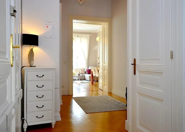 Residence, Pettenkofengasse - Landstrasse #6299 *